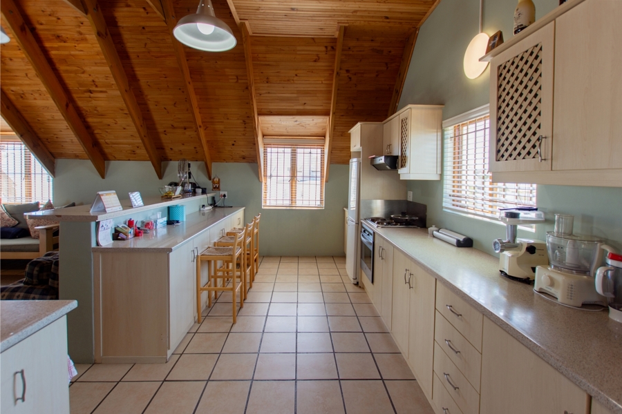 6 Bedroom Property for Sale in Jacobsbaai Western Cape